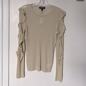 Express gold‎ thread, ruffle sleeved sweater